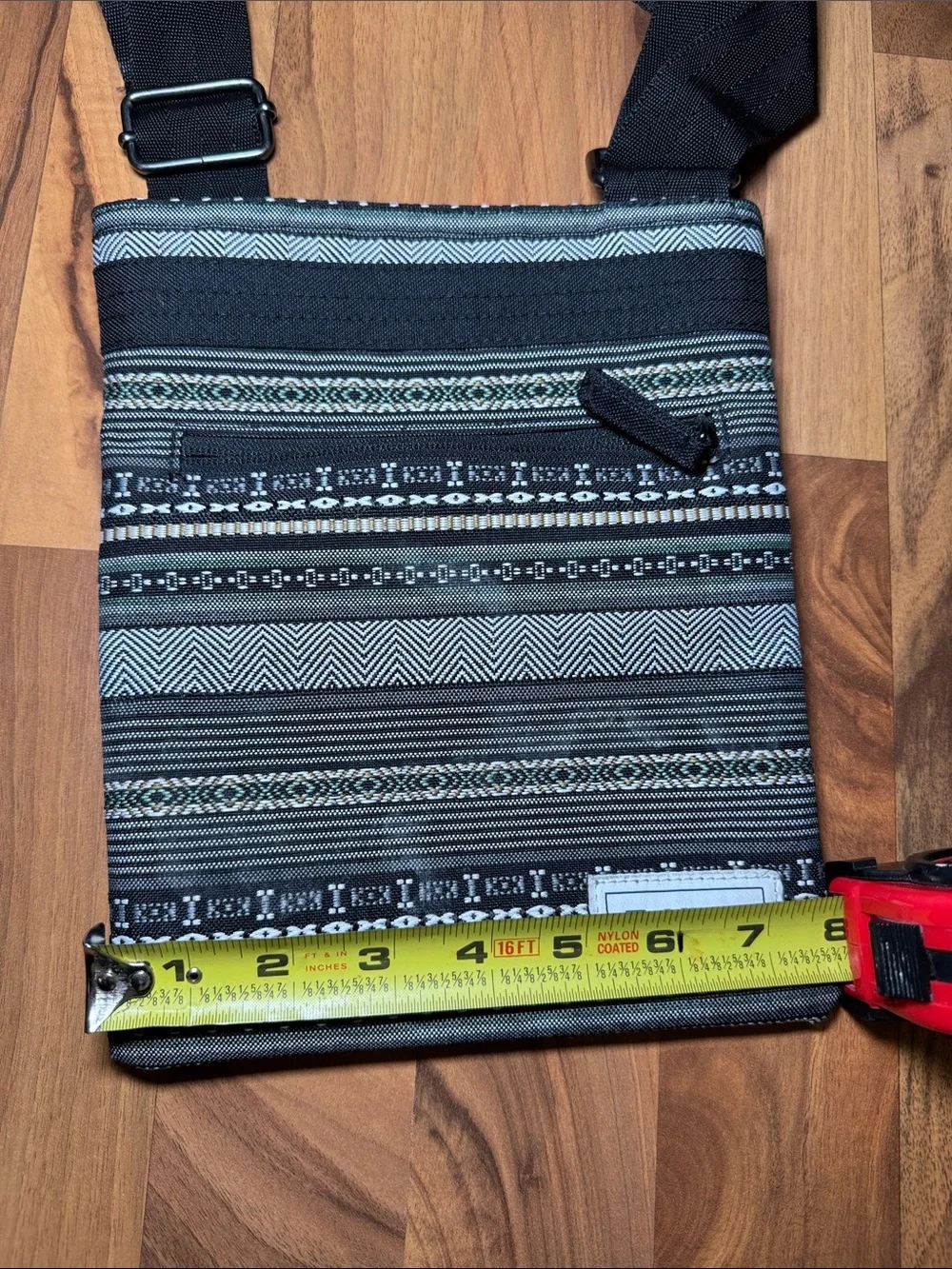 Dakine Black and Gray Patterned Messenger Crossbody Bag